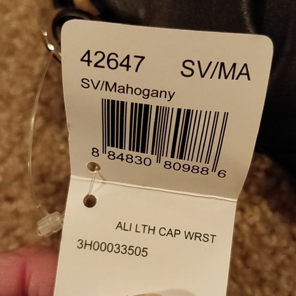 SOLD! * Coach Ali Wristlet Mahogany 42647 - Picture 6 of 6